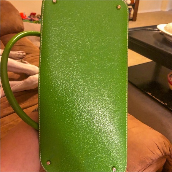 Kate Spade Kelly Green Leather Purse - Picture 6 of 9